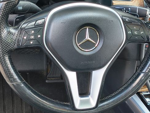 Used 2016 Mercedes-Benz E 350 4MATIC Sedan image 16