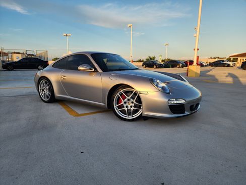 Used 2011 Porsche 911 Carrera S image 8