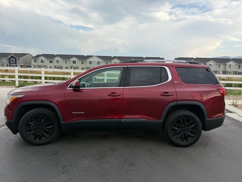 Used 2019 GMC Acadia SLT w/ LPO, Floor Liner Package image 4