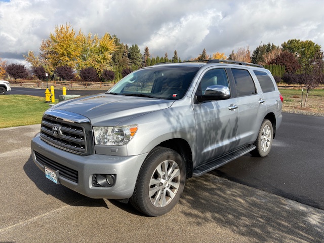 Used 2016 Toyota Sequoia Limited w/ Safety & Convenience Package AWD/4WD image 1