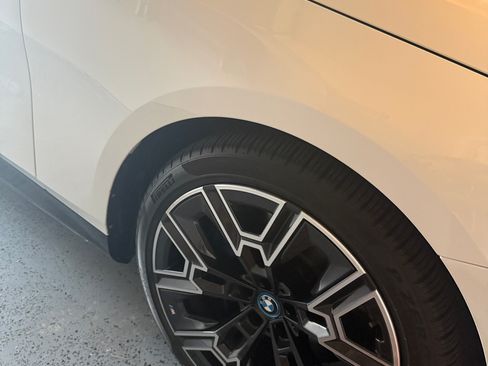 Used 2024 BMW i5 eDrive40i w/ M Sport Package image 21