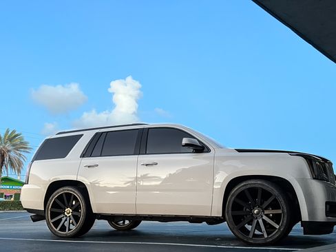 Used 2015 GMC Yukon Denali w/ Touring Package RWD image 5