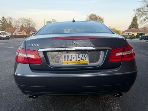 Used 2010 Mercedes-Benz E 350 Coupe image 5