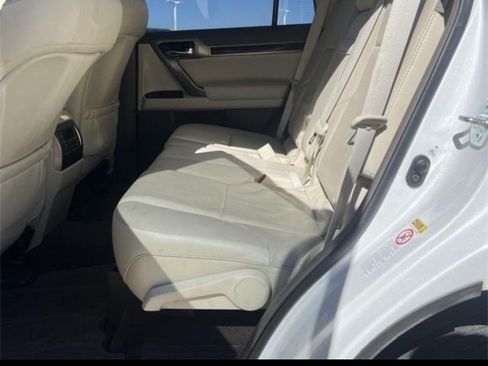 Used 2017 Lexus GX 460 Premium w/ Premium Package image 14