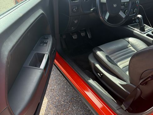 Used 2009 Dodge Challenger R/T RWD image 9