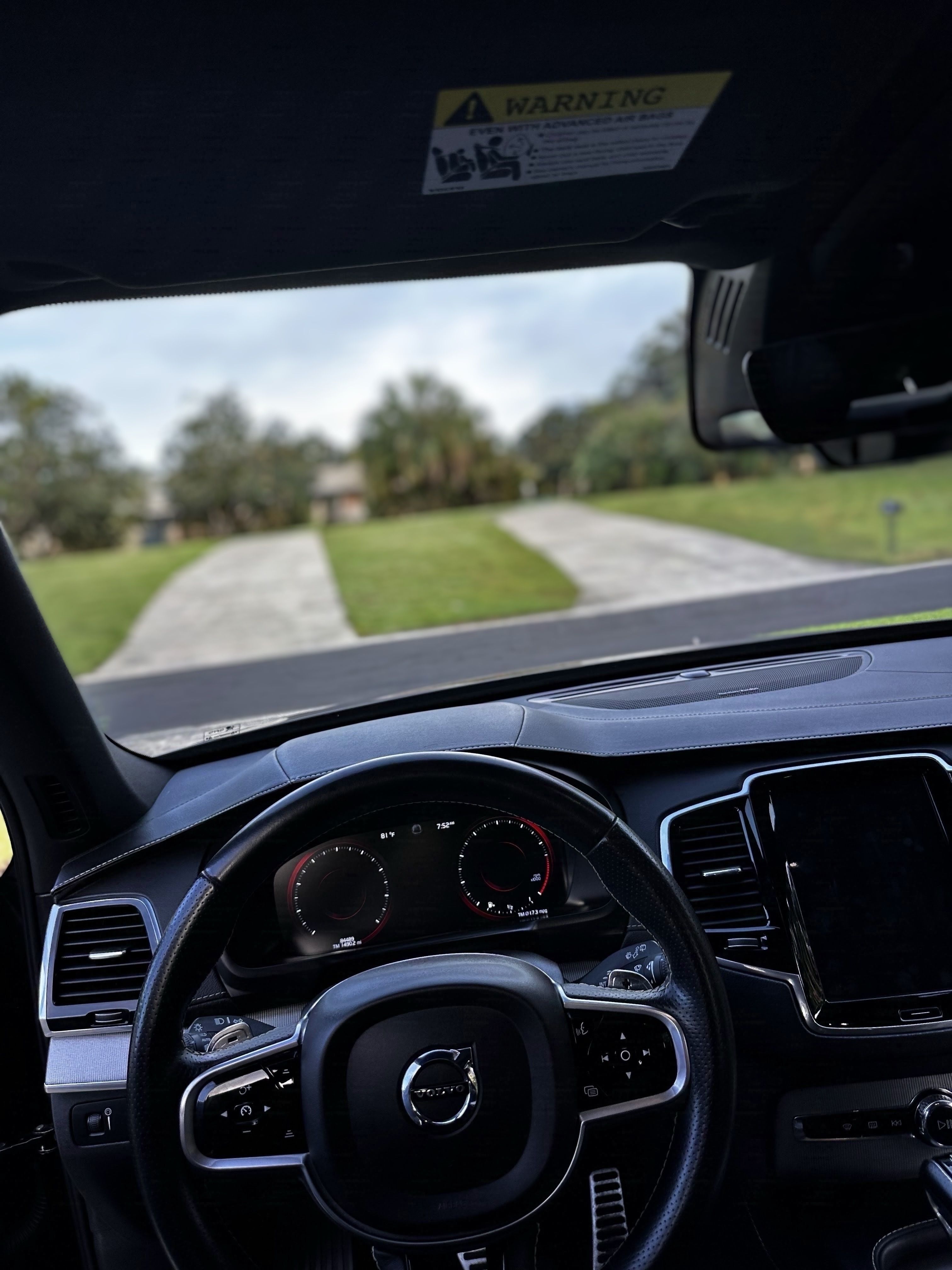 Used 2019 Volvo XC90 T6 R-Design w/ Protection Package Premier AWD/4WD image 15