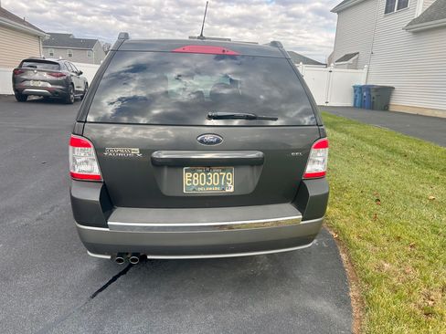 Used 2008 Ford Taurus X SEL image 11