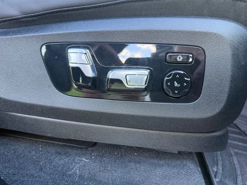 Used 2022 BMW X5 xDrive45e w/ M Sport Package AWD/4WD image 18