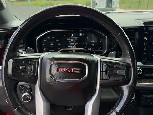 Used 2022 GMC Sierra 1500 Elevation w/ Elevation Premium Package AWD/4WD image 2