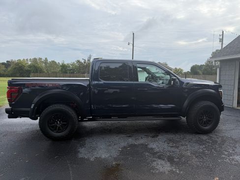 Used 2025 Ford F150 Raptor AWD/4WD image 1
