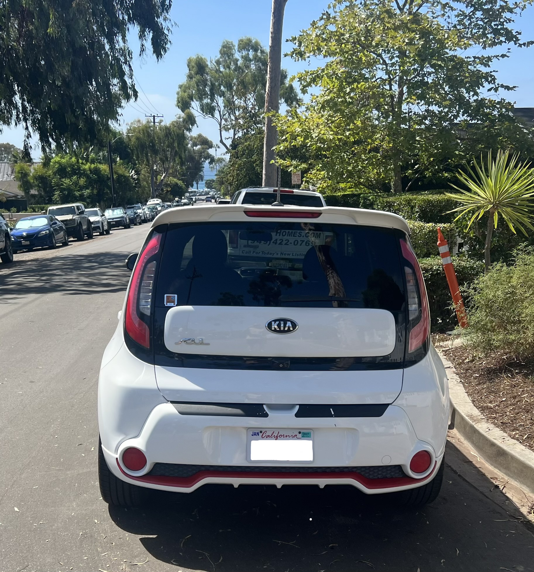 Used 2014 Kia Soul + FWD image 4