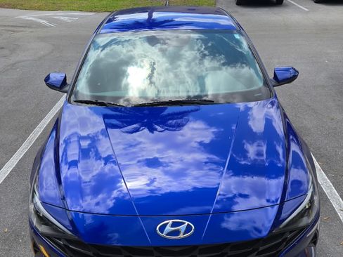 Used 2023 Hyundai Elantra SEL w/ Convenience Package image 13