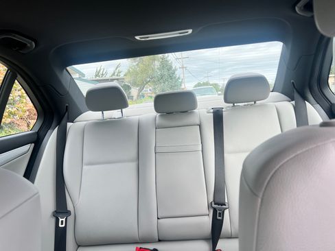 Used 2014 Mercedes-Benz C 250 Sedan image 10