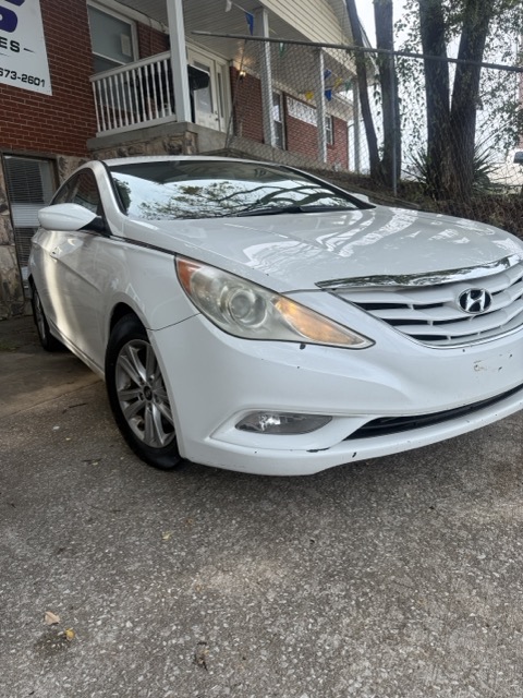 Used 2013 Hyundai Sonata GLS w/ Popular Equipment Pkg FWD image 11