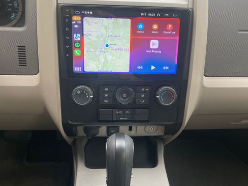 Used 2011 Ford Escape XLT image 12