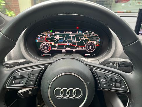 Used 2018 Audi A3 e-tron Premium Plus w/ Technology Package image 17