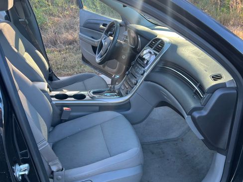 Used 2013 Chevrolet Malibu LS w/ Protection Package image 12