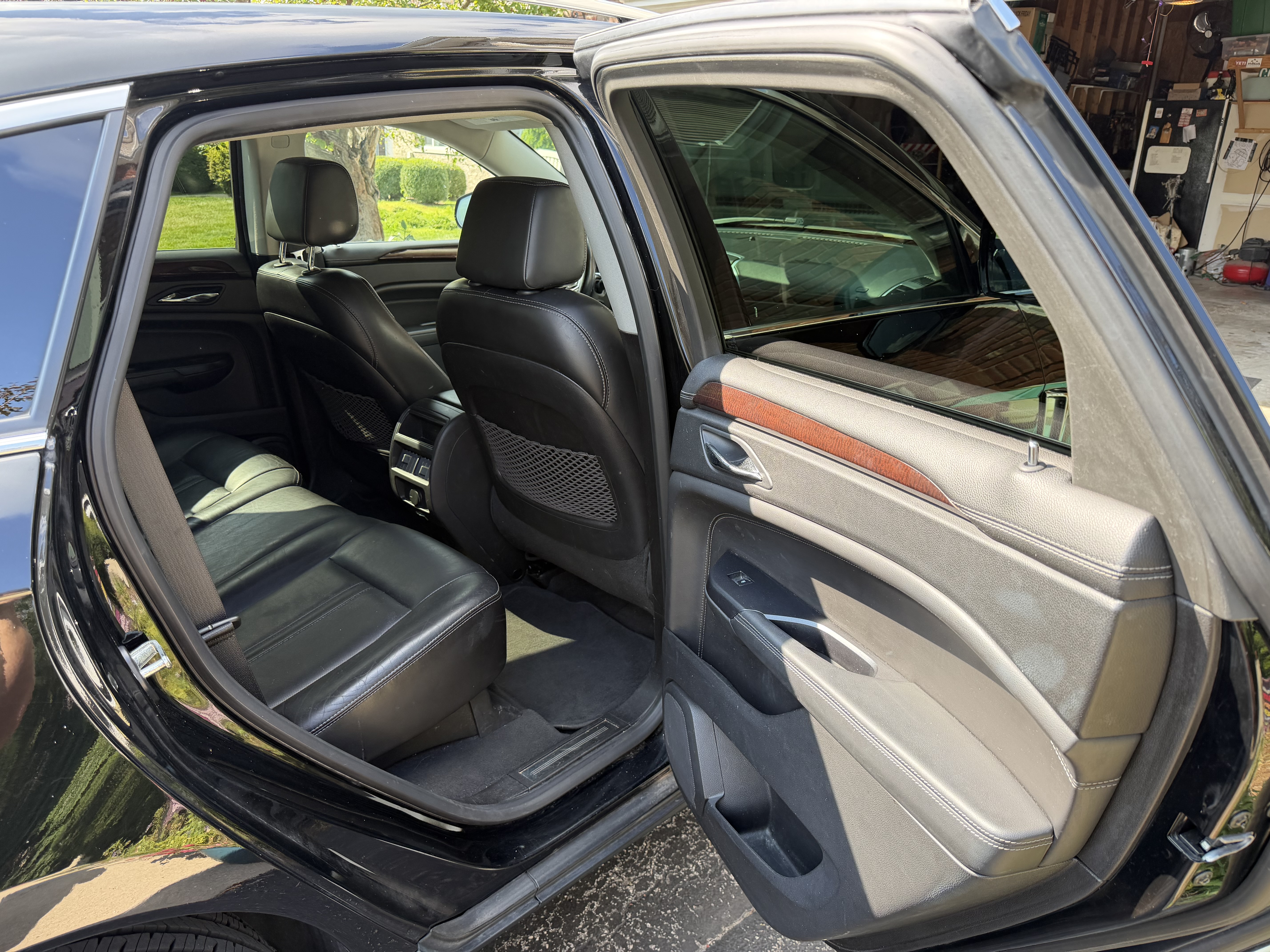 Used 2015 Cadillac SRX Performance w/ Driver Awareness Package AWD/4WD image 14
