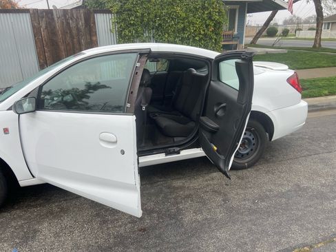 Used 2005 Saturn ION Level 2 w/ Power Pkg image 9