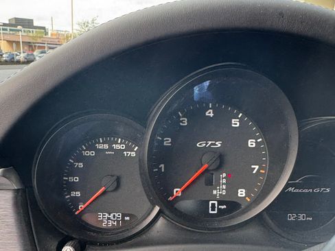 Used 2021 Porsche Macan GTS image 9