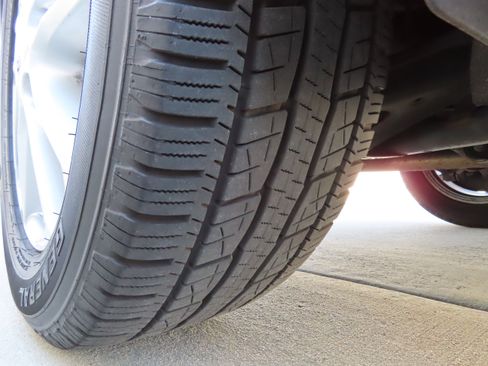 Used 2015 Porsche Cayenne Diesel w/ Premium Package image 13