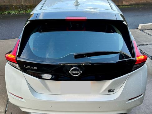 Used 2023 Nissan Leaf SV Plus image 6