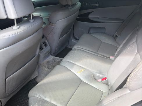 Used 2006 Lexus GS 300 w/ Preferred Accessory Pkg RWD image 7
