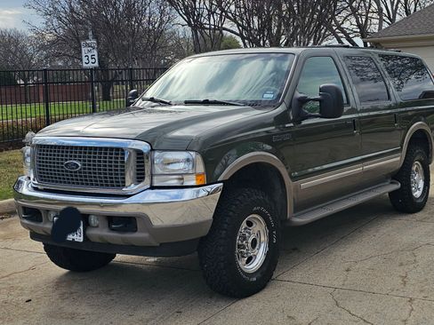 Used 2002 Ford Excursion Limited image 1