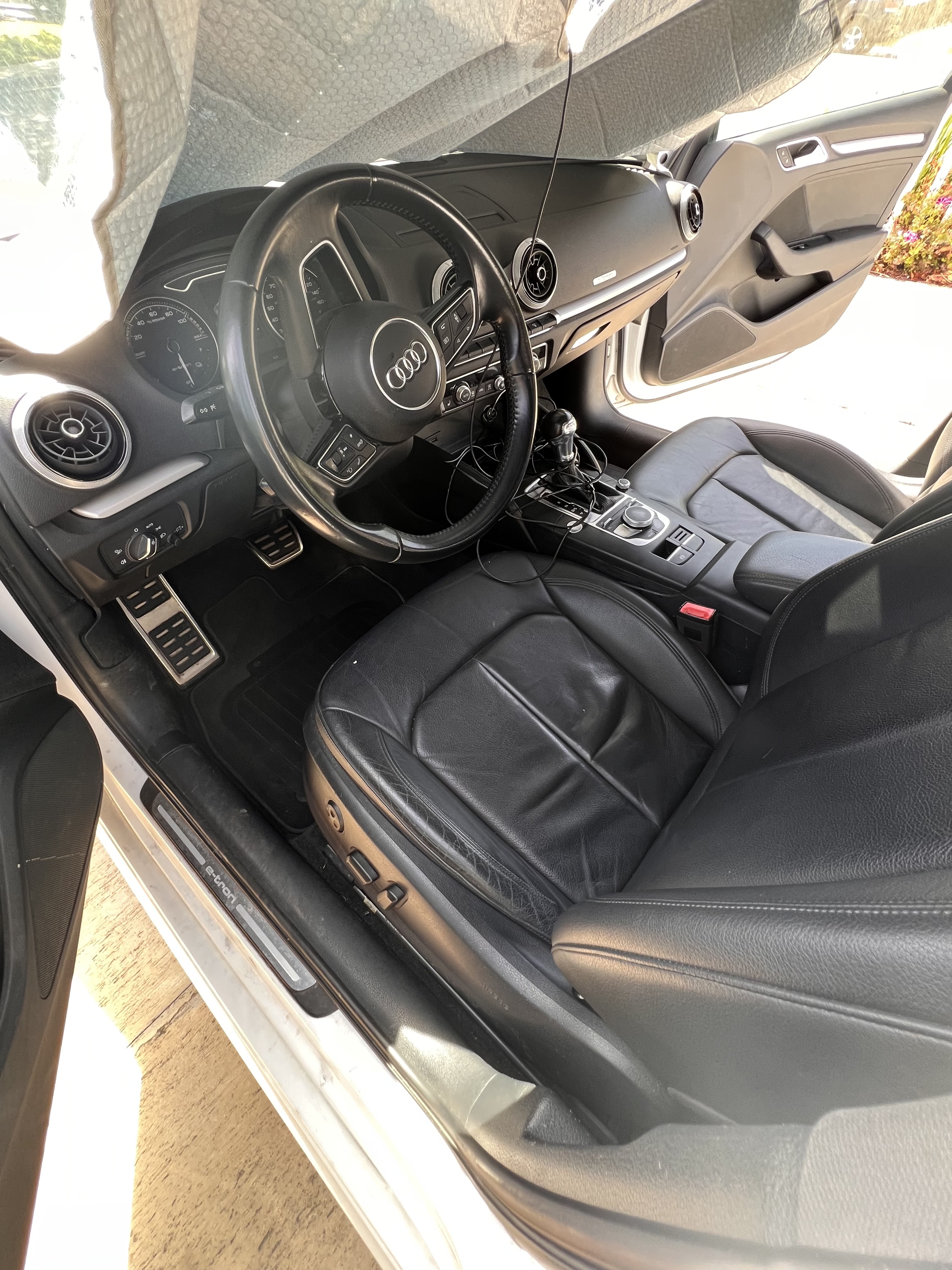 Used 2017 Audi A3 e-tron Premium FWD image 11