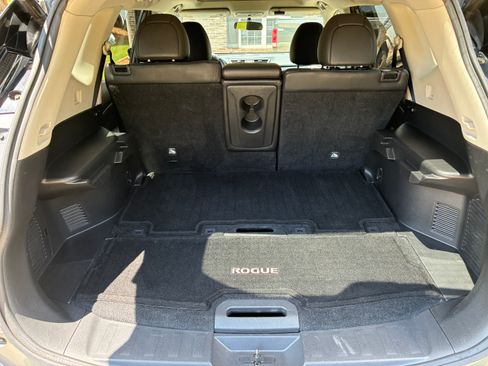 Used 2015 Nissan Rogue SL w/ SL Premium Package FWD image 16
