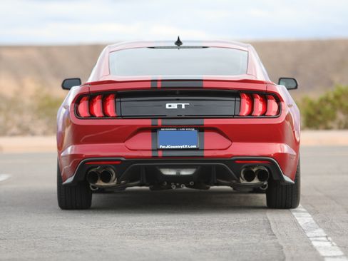 Used 2021 Ford Mustang GT Premium w/ Equipment Group 401A image 4