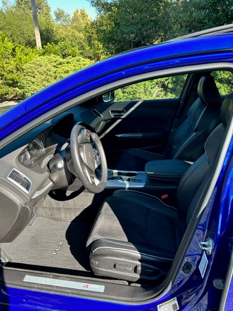 Used 2018 Acura TLX w/ Technology & A-SPEC Package FWD image 10