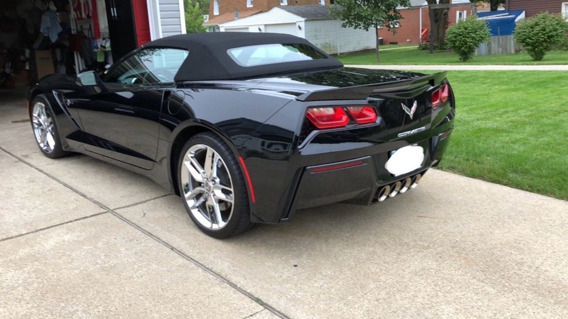 Used 2014 Chevrolet Corvette Stingray Convertible w/ 3LT Preferred Equipment Group RWD image 11