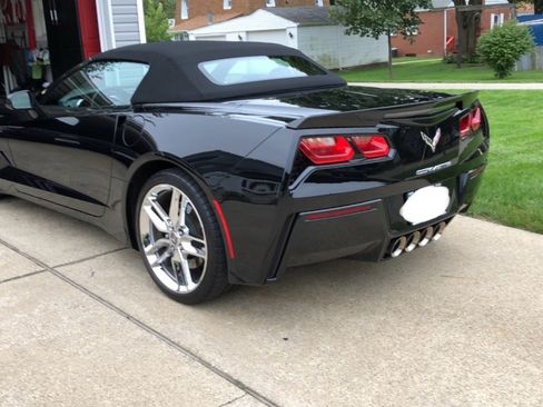 Used 2014 Chevrolet Corvette Stingray Convertible w/ 3LT Preferred Equipment Group RWD image 11