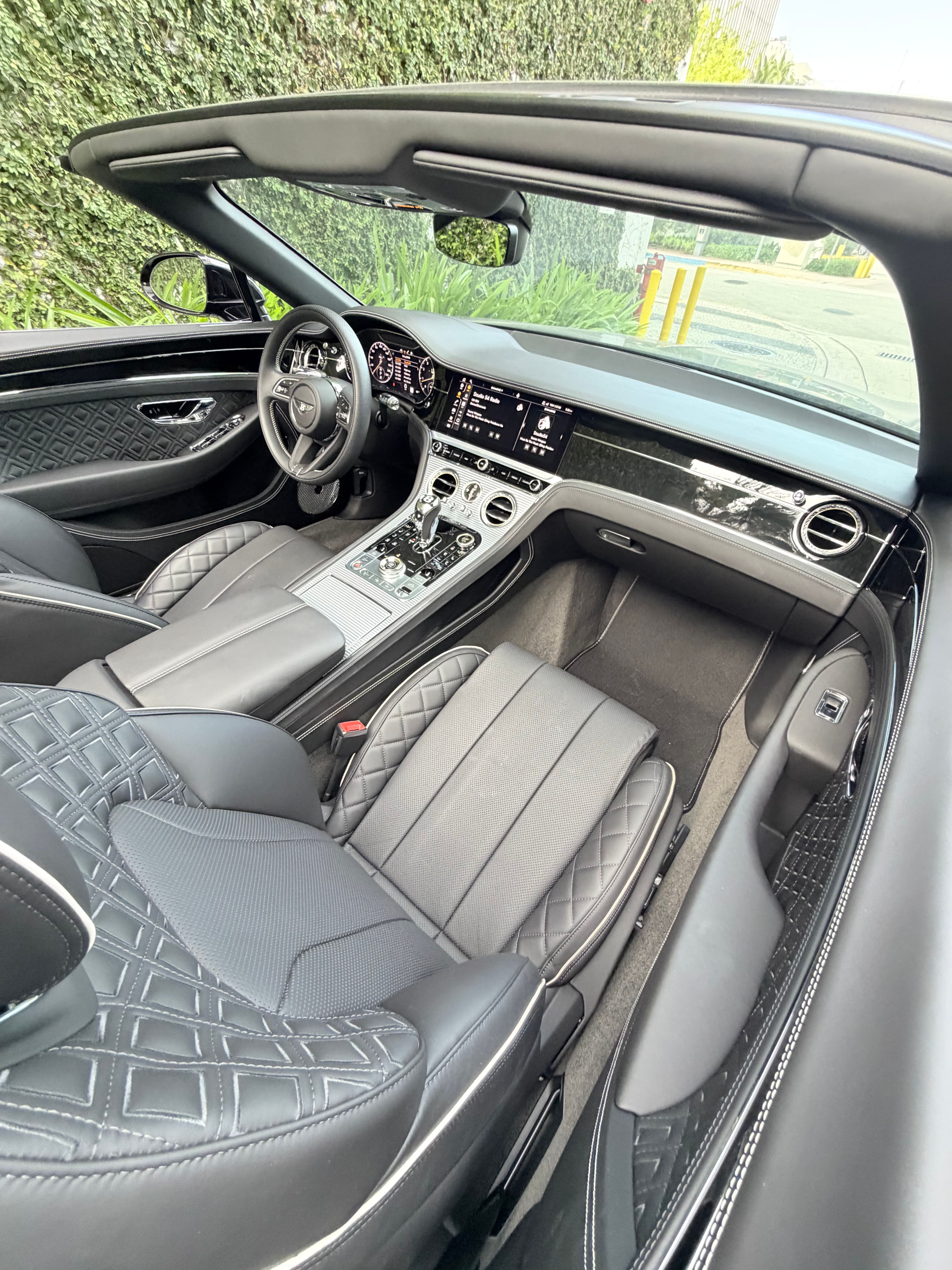 Used 2022 Bentley Continental GT V8 AWD/4WD image 11