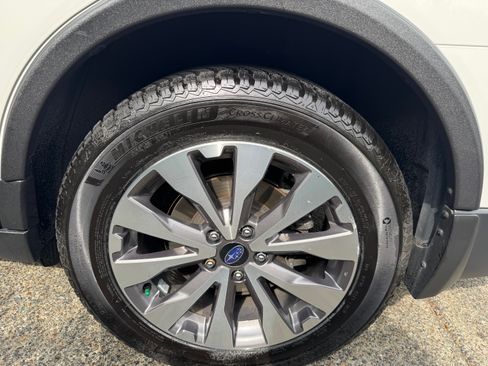 Used 2018 Subaru Outback 2.5i Touring w/ Protection Package #1 AWD/4WD image 10