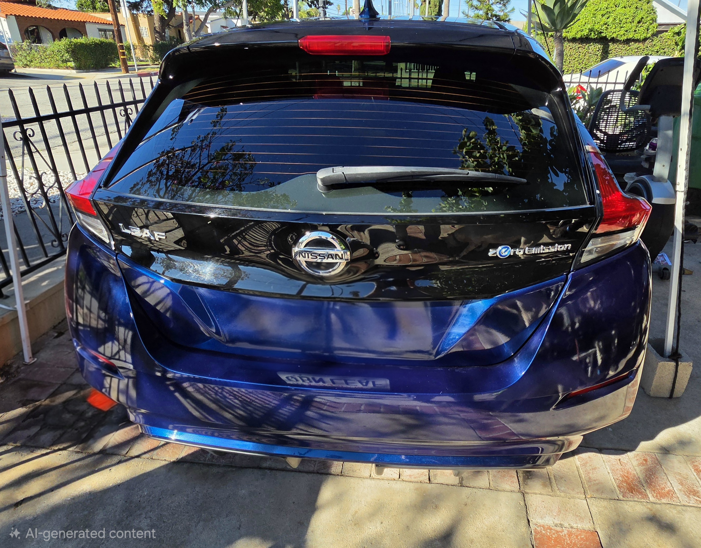 Used 2018 Nissan Leaf S w/ S Charge Package FWD image 4