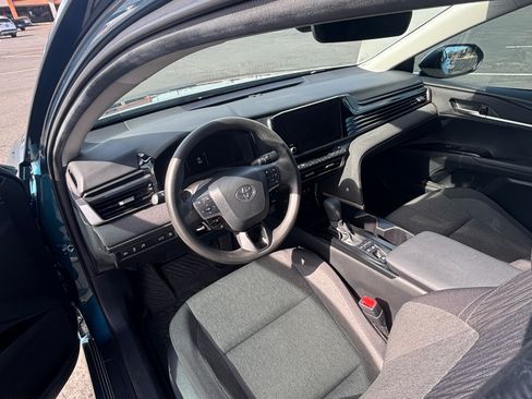 Used 2025 Toyota Camry LE w/ Convenience Package FWD image 8