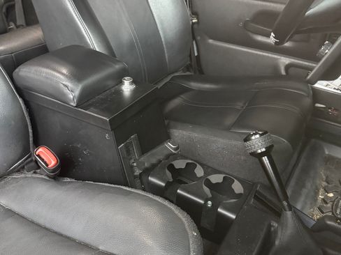 Used 2003 Jeep Wrangler X image 22