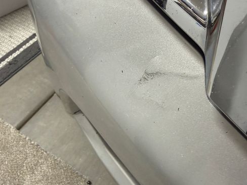 Used 2011 Nissan Pathfinder SV image 10