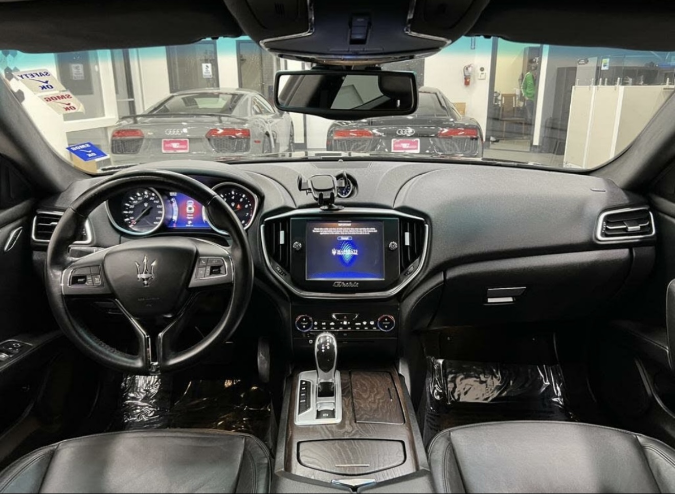 Used 2014 Maserati Ghibli RWD image 4