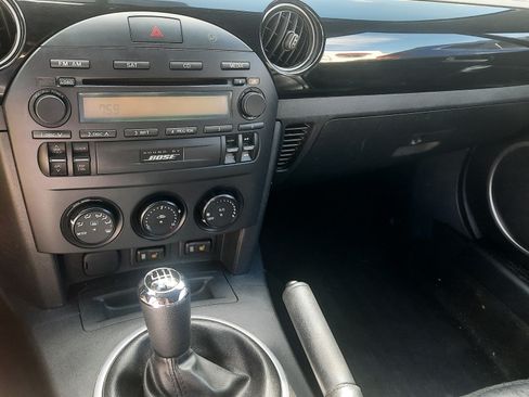 Used 2007 MAZDA MX-5 Miata Grand Touring image 15