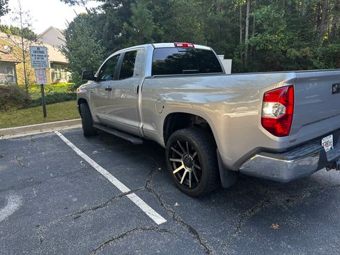 Used 2014 Toyota Tundra SR5 w/ TRD Off Road Package RWD image 9