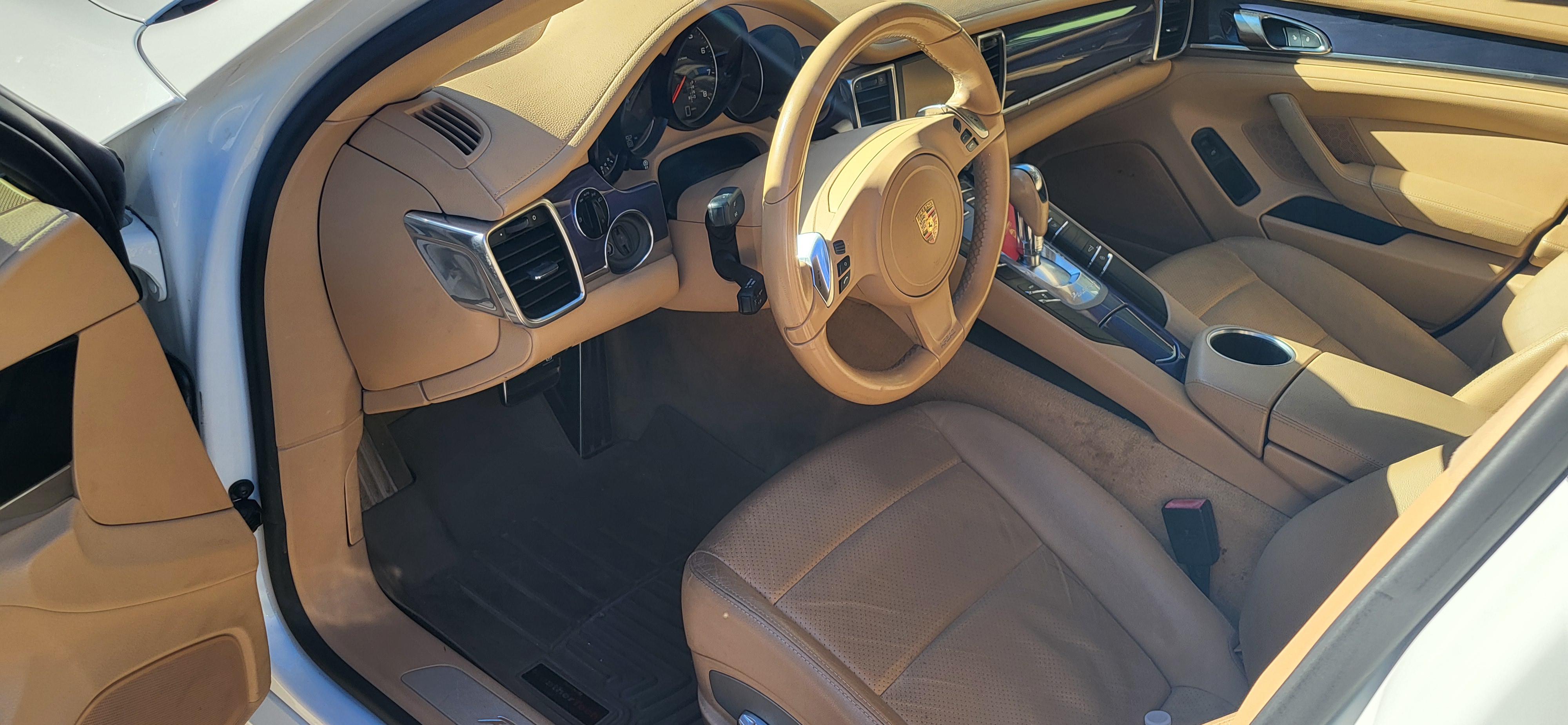 Used 2013 Porsche Panamera image 10