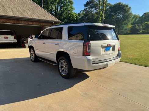 Used 2018 GMC Yukon SLT w/ Open Road Package AWD/4WD image 8