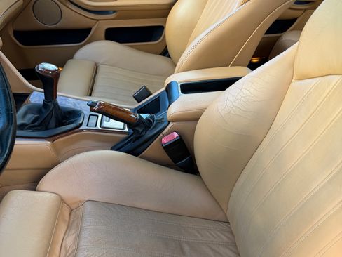 Used 2001 BMW M5 image 8