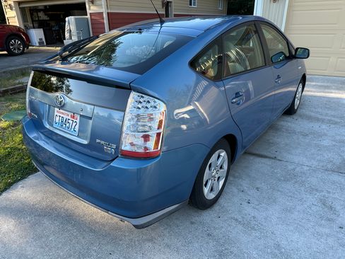 Used 2007 Toyota Prius FWD image 8