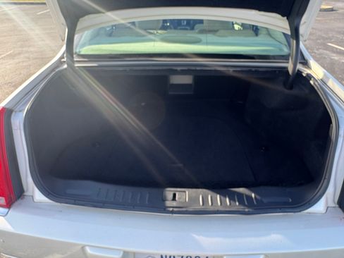 Used 2009 Cadillac DTS image 24