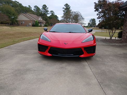 Used 2022 Chevrolet Corvette Stingray Coupe 2D w/ Z51 Performance Package image 2