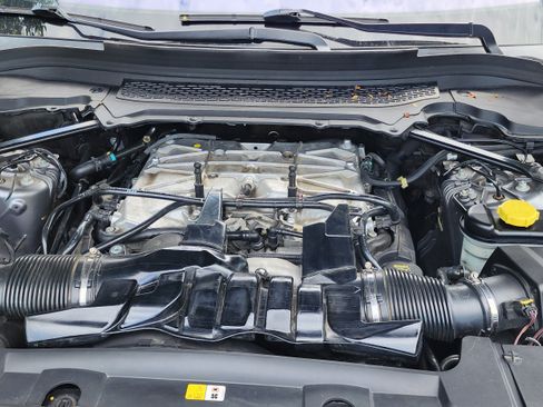 Used 2015 Land Rover Range Rover Supercharged AWD/4WD image 18